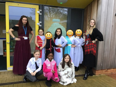 Yr4 Roman Day